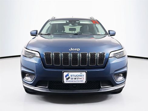 Used 2021 Jeep Cherokee Latitude Lux w/ Comfort/Convenience Group AWD/4WD image 2