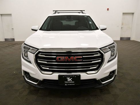 Used 2022 GMC Terrain SLT w/ LPO, Floor Liner Package image 11