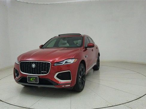 Used 2025 Jaguar F-PACE R-Dynamic S image 64