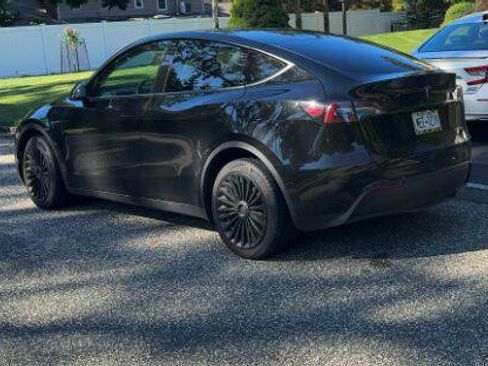 Used 2023 Tesla Model Y Long Range AWD/4WD image 4