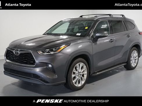 Used 2021 Toyota Highlander Limited FWD image 1