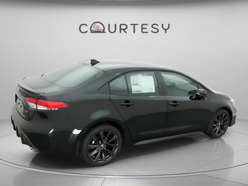 New 2026 Toyota Corolla SE FWD image 16