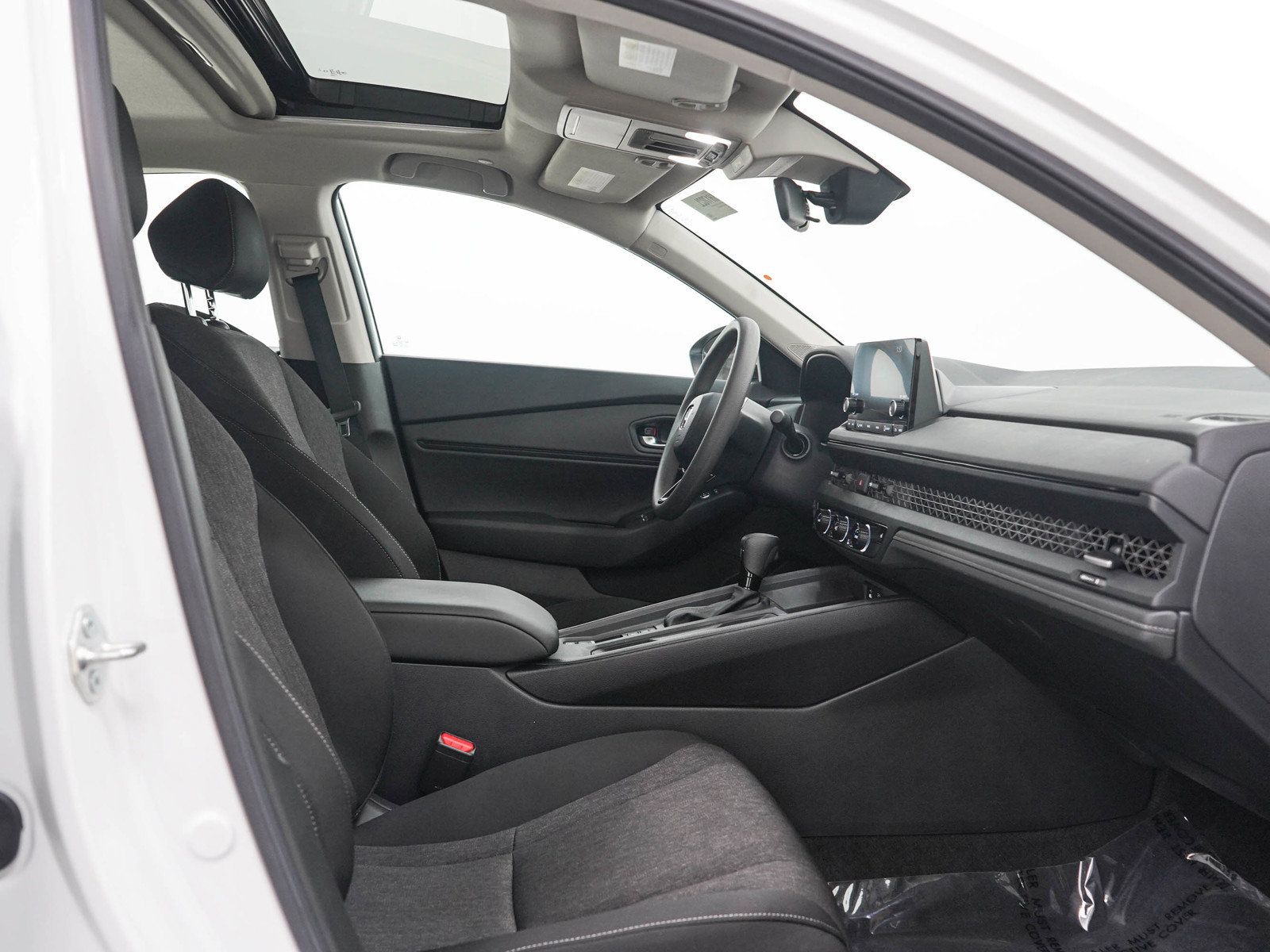 Used 2024 Honda Accord EX image 11