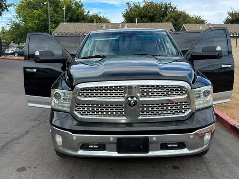 Used 2016 RAM 1500 Laramie w/ Convenience Group AWD/4WD image 3