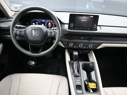 Certified 2023 Honda Accord LX image 19