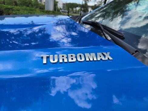 Used 2025 Chevrolet Silverado 1500 Custom w/ Turbomax Blackout Package AWD/4WD image 3