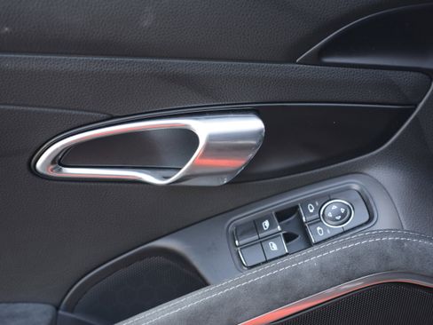 Certified 2018 Porsche 911 GT3 image 14