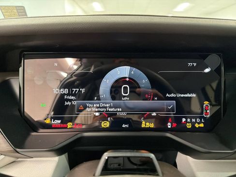 New 2026 GMC Acadia Denali w/ Super Cruise Package FWD image 15