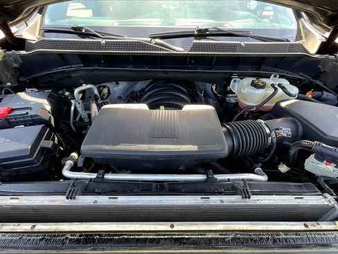 Used 2019 Chevrolet Silverado 1500 LT w/ All-Star Edition image 9