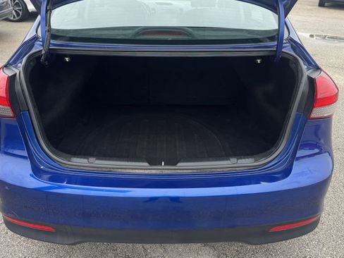 Used 2017 Kia Forte LX w/ LX Popular Package image 27