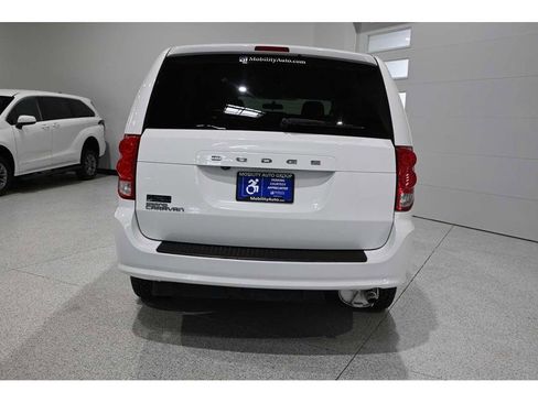 Used 2017 Dodge Grand Caravan SE w/ Power Window Group FWD image 7