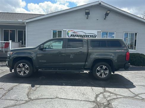 Used 2018 Chevrolet Colorado LT w/ LT Convenience Package image 4
