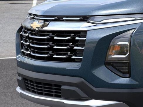 New 2025 Chevrolet Equinox LT w/ Convenience Package II image 13