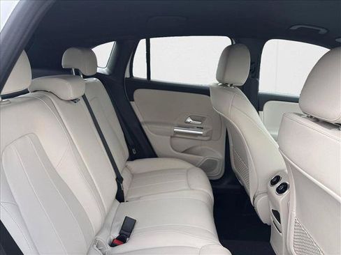 New 2025 Mercedes-Benz GLA 250 image 20