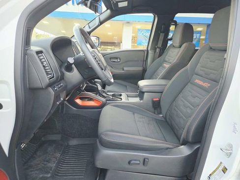 Used 2022 Nissan Frontier PRO-4X w/ Off-Road Protection Package AWD/4WD image 8