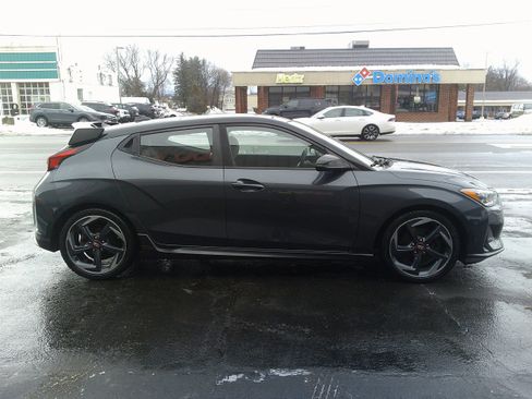 Used 2019 Hyundai Veloster Turbo Ultimate image 6