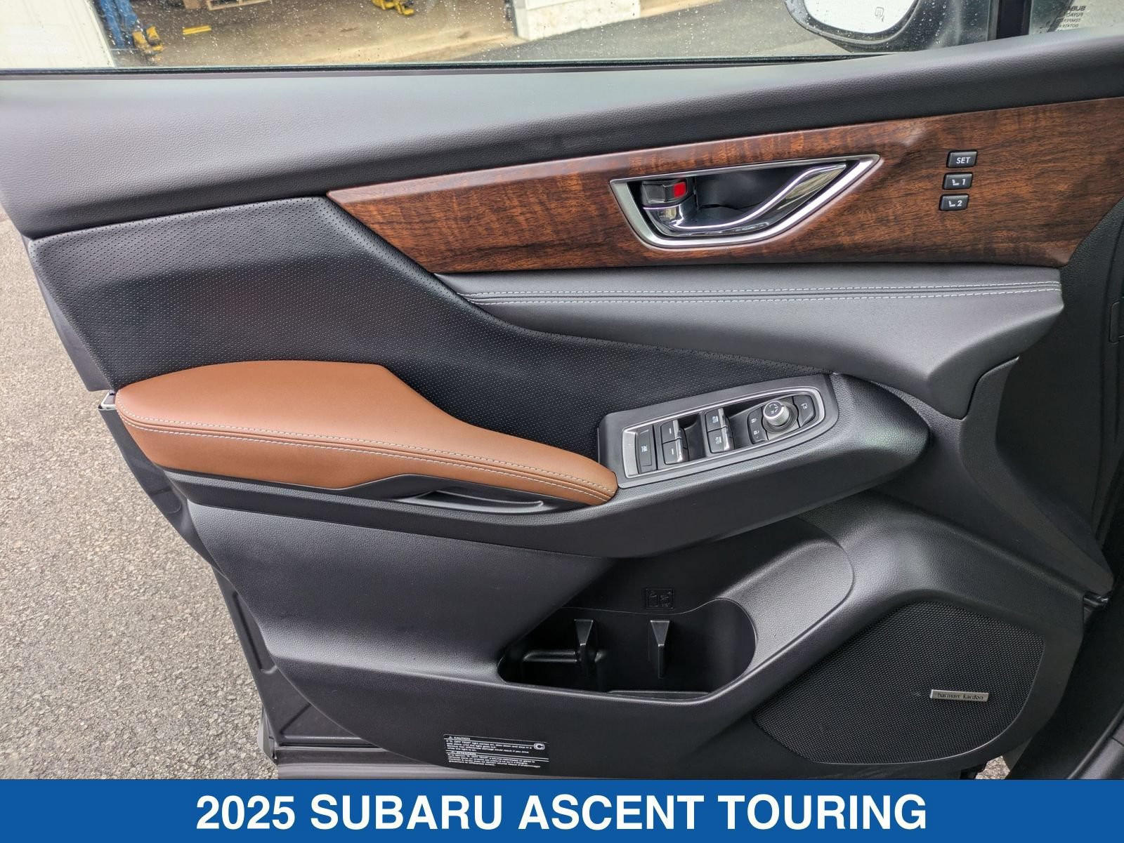 Certified 2025 Subaru Ascent Touring AWD/4WD image 12