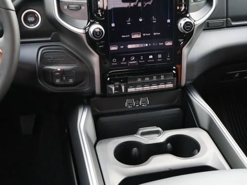 New 2026 RAM 2500 Lone Star AWD/4WD image 13