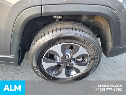 Used 2024 Jeep Grand Cherokee Limited 4xe image 7