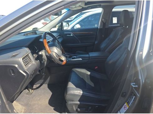 Used 2018 Lexus RX 350L w/ Premium Package image 10