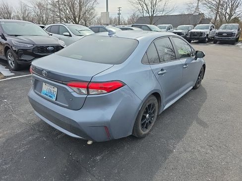 Used 2020 Toyota Corolla L image 3