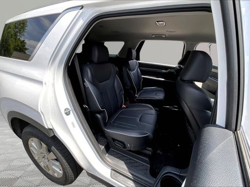 Used 2025 Hyundai Palisade SEL AWD/4WD image 25