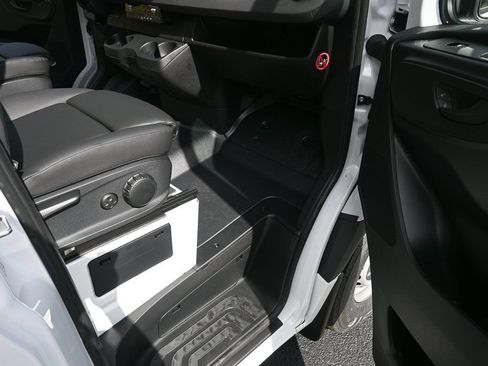 Used 2026 Mercedes-Benz Sprinter 2500 image 21
