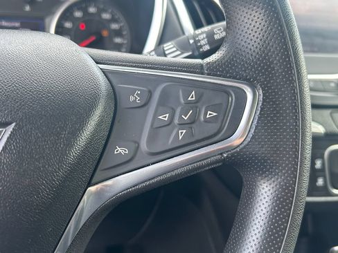 Used 2020 Chevrolet Equinox LT FWD image 18