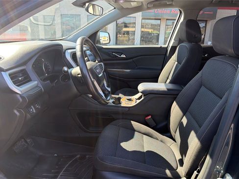 Used 2020 GMC Acadia SLE w/ Driver Convenience Package image 10