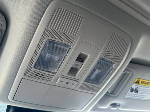 Used 2025 MAZDA CX-5 Carbon Edition image 38