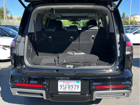 Used 2025 INFINITI QX80 Luxe AWD/4WD image 5
