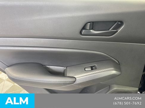 Used 2025 Nissan Altima 2.5 SV FWD image 25