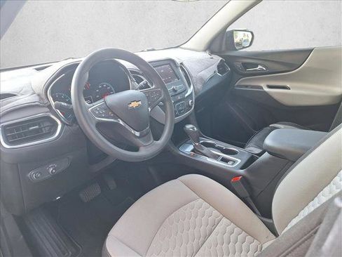 Used 2020 Chevrolet Equinox LS image 9