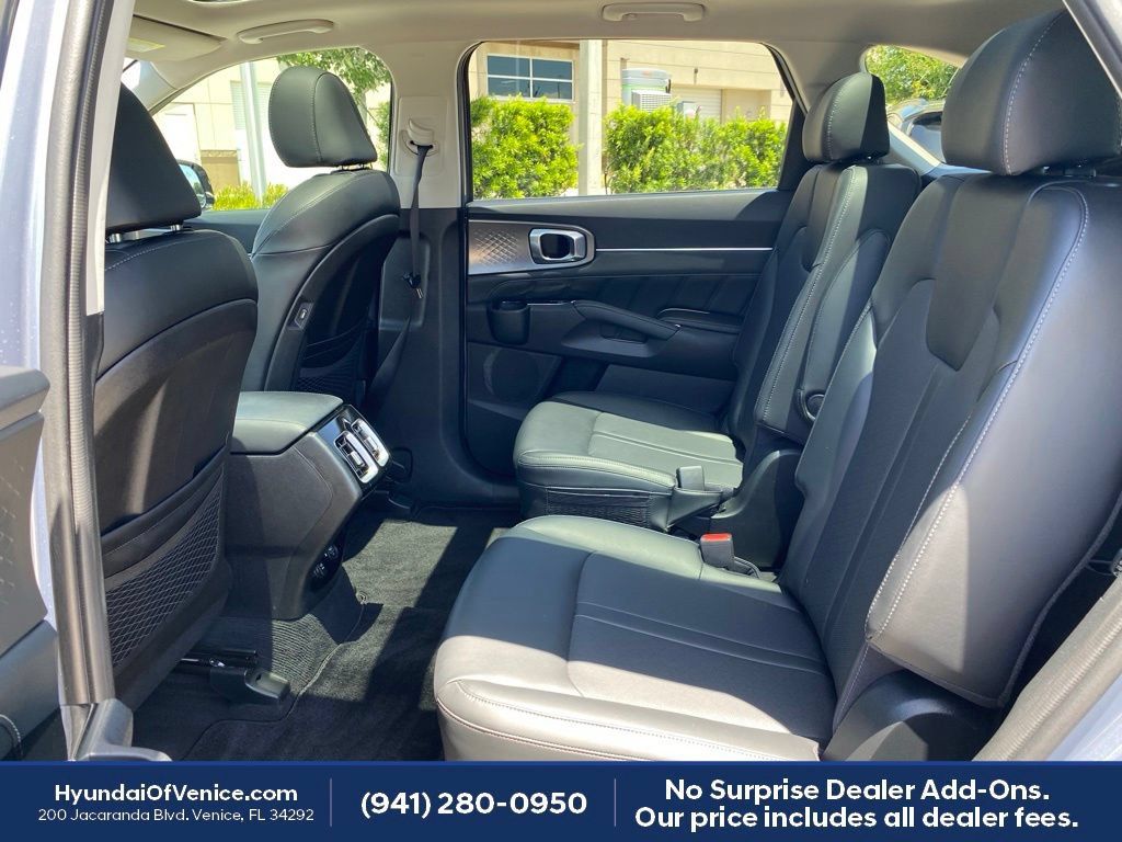 Used 2021 Kia Sorento SX FWD image 19