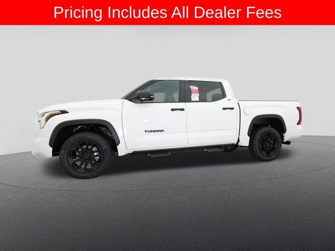 New 2026 Toyota Tundra SR5 AWD/4WD image 18