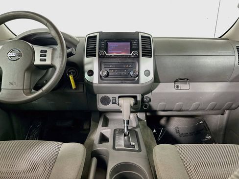 Used 2017 Nissan Frontier SV RWD image 24