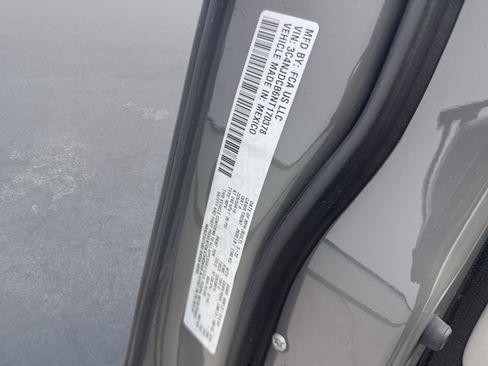 Used 2022 Jeep Compass Limited image 19