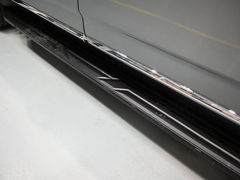 New 2026 GMC Yukon XL Elevation w/ Elevation Premium Package image 32