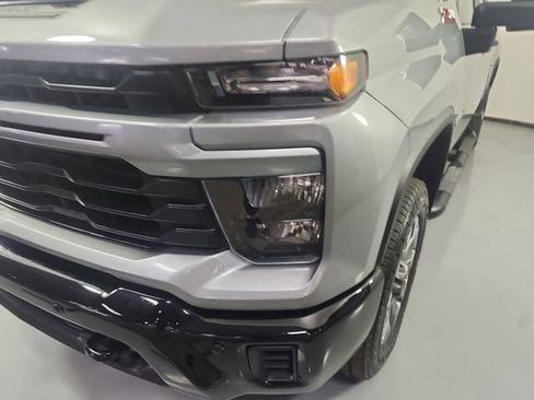 Used 2025 Chevrolet Silverado 2500 Custom w/ Custom Value Package AWD/4WD image 28