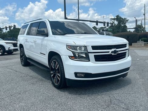 Used 2019 Chevrolet Suburban Premier RWD image 2