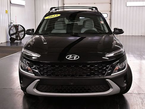 Used 2023 Hyundai Kona SEL AWD/4WD image 2