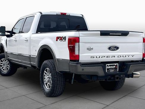 Used 2018 Ford F250 King Ranch w/ King Ranch Ultimate Package AWD/4WD image 12