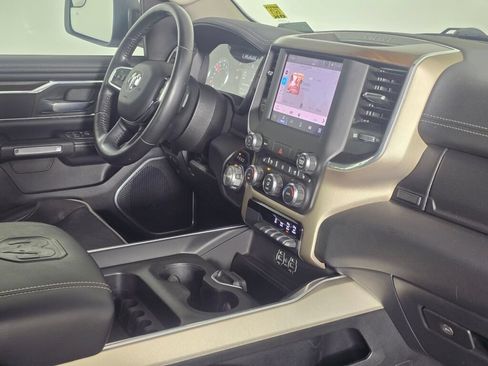 Used 2022 RAM 1500 Laramie AWD/4WD image 45