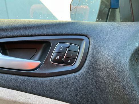 Used 2019 Ford Escape Titanium w/ U9j03 - Titanium Tow Package image 12