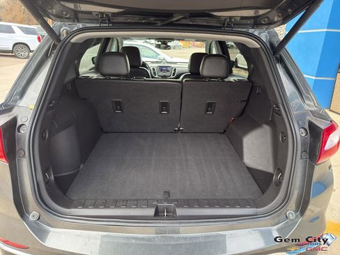 Used 2021 Chevrolet Equinox LT image 8