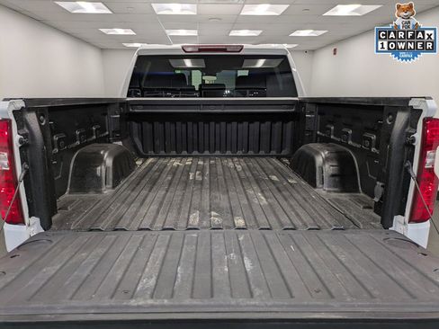 Used 2024 Chevrolet Silverado 1500 LT AWD/4WD image 25