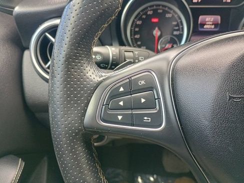 Used 2018 Mercedes-Benz GLA 250 4MATIC image 28