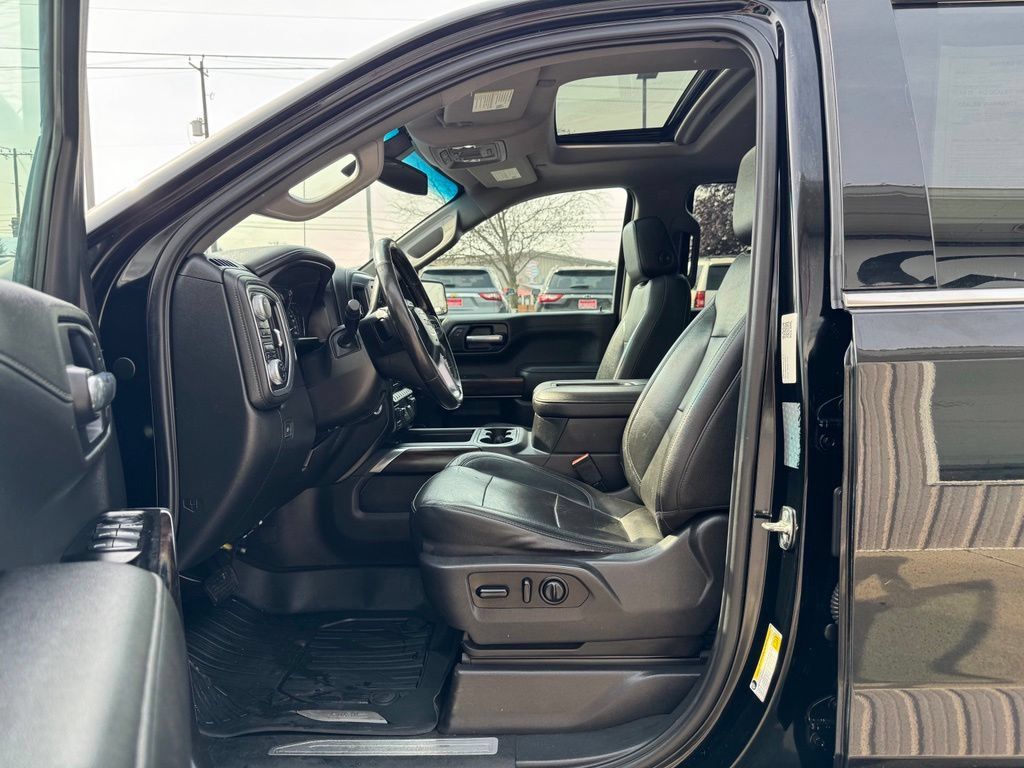 Used 2019 GMC Sierra 1500 SLT w/ SLT Convenience Package AWD/4WD image 11