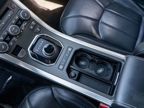 Used 2017 Land Rover Range Rover Evoque HSE image 26