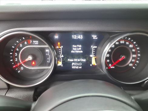 Used 2022 Jeep Gladiator Mojave w/ Trailer Tow Package image 12